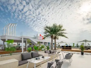 Rililanou International Hotel