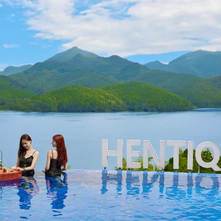 HENTIQUE RESORT TIANMU LAKE
