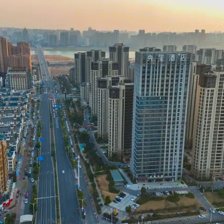 YangXi Hotel