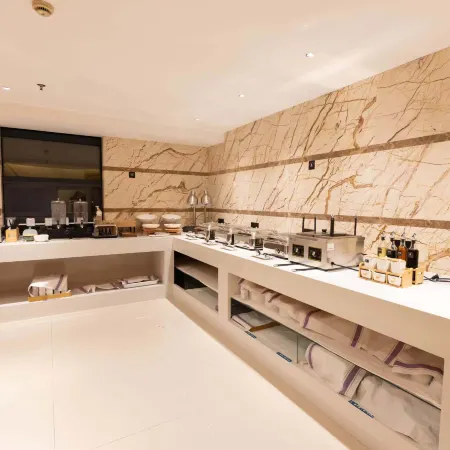City Comfort Inn Hotel (Yancheng Dongtai High-Speed Railway Station) Отели в г. Донтай