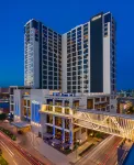 Hilton Austin Hotel dekat Pease Park