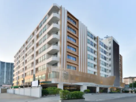 Three Seasons Place Bangkok バンカピ周辺のホテル