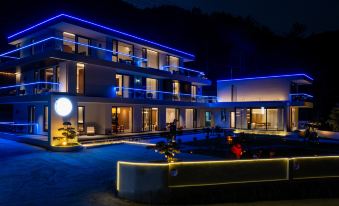 Qingfeng B&B Tianxian Gorge Scenic Area Store