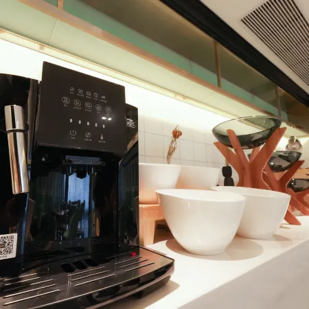 Xana Hotelle Hotel (Gaozhou Zhanqian Road)