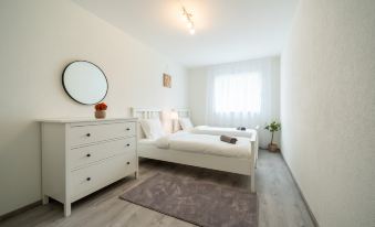 Serene Swiss Apt | scenic balcony views + parking