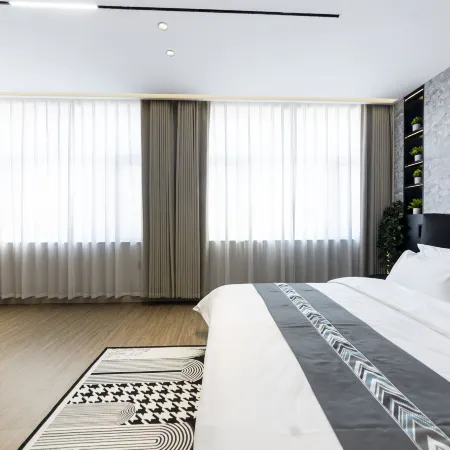 Homeinn Ease Hotel (Nenjiang Railway Station)
