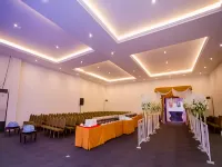 Same Hotel Kendari Hotéis em Kendari City