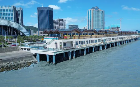 Yujianhai Terrace Seaview Homestay (Lighthouse Museum) Отели в г. Дайшань