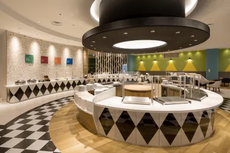 Comfort Suites Tokyo Bay Отели рядом с достопримечательностью «Urayasu Local Museum»