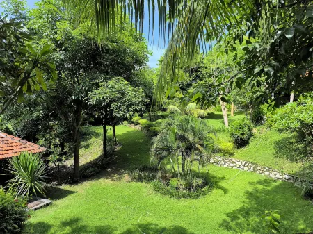 Tahoma Tanjung Lima Labuan Bajo Villa by ABM