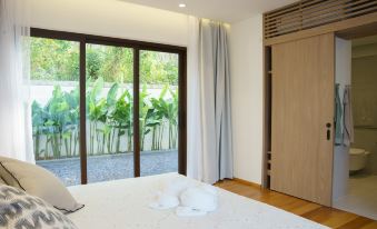 Tree O'clock Pool Villa - Phuket