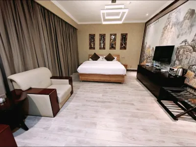 Luntai Wangzhongpeng Hostel Hotels near Luntaixian Shamo Park