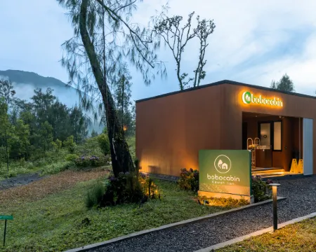 Bobocabin Kawah Ijen, Banyuwangi Hotels in Licin
