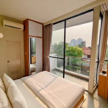 Casa Calma Hotel Hotels near Jakarta Aquarium & Safari