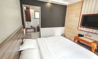 Liyue Garden Inn (Qufu San Kong Scenic Area Store)