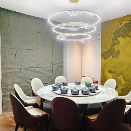 Zhongyuan Hotel