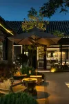 Xinyue·Mid villa Designer Homestay with Snow Mountain View (Dashuiche Store in the Ancient Town)