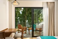 Cristalino Lagoon Front Hotel, Restaurant & Spa - شرفة