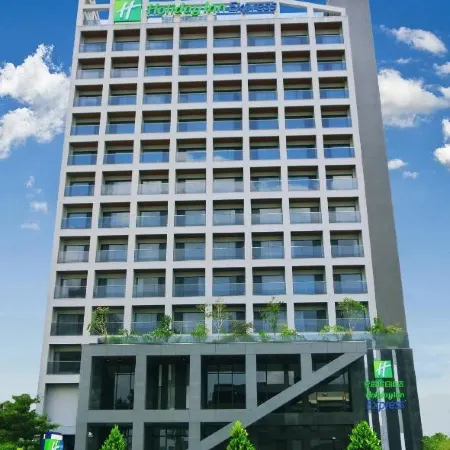 Holiday Inn Express CHIAYI by IHG Отели рядом с достопримечательностью «Chiayi Cultural And Creative Industries Park»