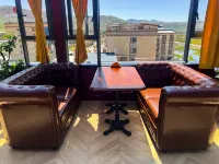 Sertar Zhuri Grand Hotel