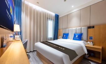 Super 8 Hotel (Beijing South Railway Station, Corner Men West Subway Station)