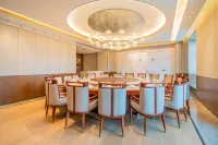 Howard Johnson Great Eagle Plaza Aksu - فطور