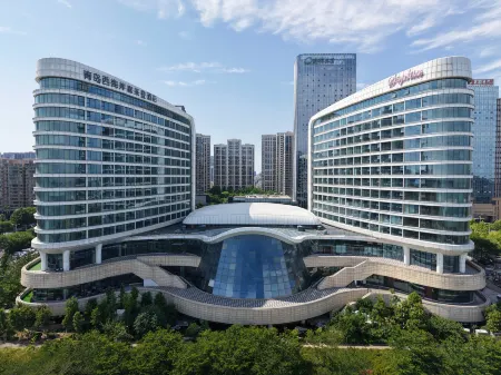 Sheraton Qingdao West Coast Hotel