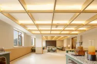 Licheng Hotel, high-speed railway station South Street, Yantai