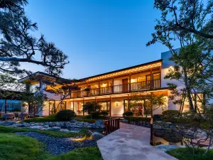 Floral Tingshan Homestay