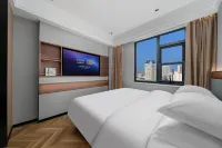 Super8 · Yue Hotel (Beijing South Station Caoqiao Subway Station Branch) Hotels in Yongdingmen and South Railway Station Area