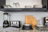 2BR Vibrant Stay Steps to French Quarter | The Mayfair - Boutique