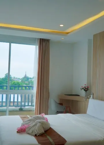 ดีลักซ์เตียงใหญ่