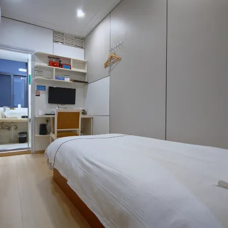 Hefeng Yishui Star Business Hotel