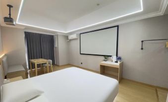 Laiyue Boutique Hotel (Huangshi Wanda Plaza)