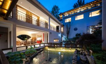 Sirugui Homestay (yuyao Branch)