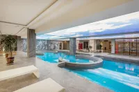 Bingfeng Hot Spring Holiday Hotel - Pools