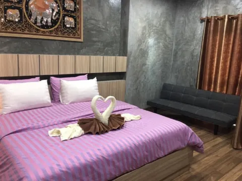 สแตนดาร์ด เตียงใหญ่ 1 เตียง