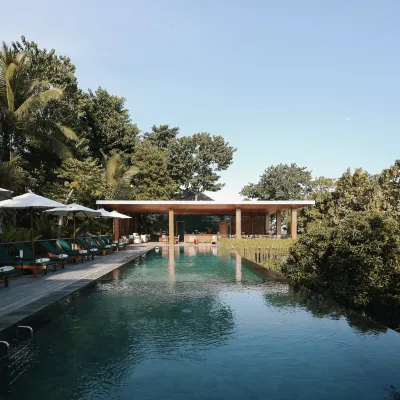 Sanglung Villas & Suites Hotels near Sekumpul Waterfalls