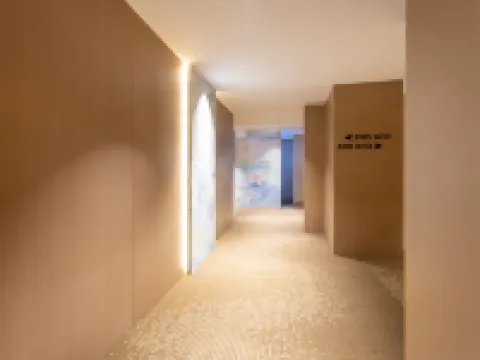 YaSheMan Hotel (Honghu Yasi Plaza Store) Hoteles en Honghu