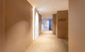 YaSheMan Hotel (Honghu Yasi Plaza Store)