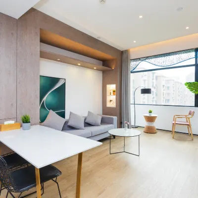 Cheng Apartment Отели рядом с достопримечательностью «Станция метро Xujiahui»