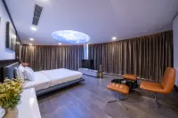 Cami Riverside Resort Da Nang Các khách sạn gần Sun World Bà Nà Hills