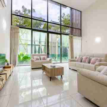 Reflexion Puchong Private Pool Villa Group-Friendly Rooms