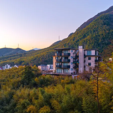 Four Seasons’ Wind HomeStay