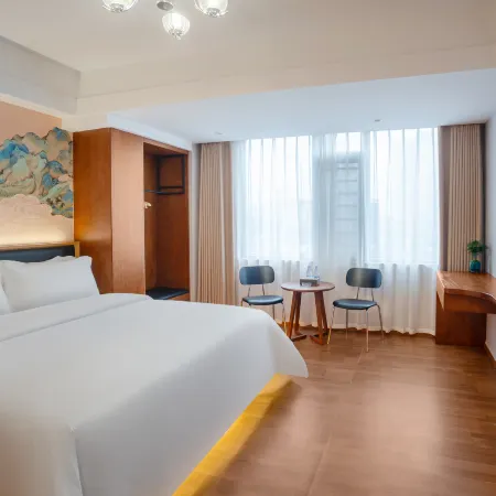 Mingwang Hotel (Shuangfeng County Economic Development Zone)