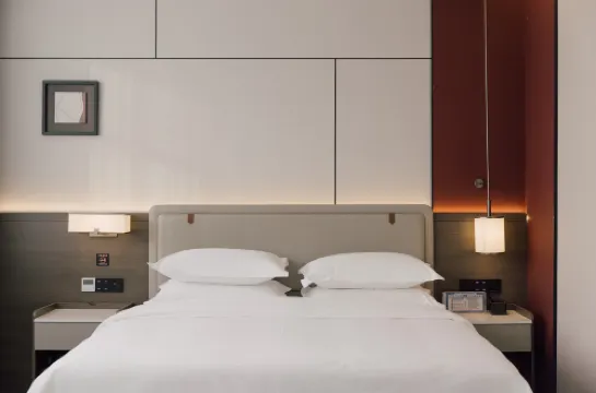 Moling Hotel (Guazhou Avenue County Government)