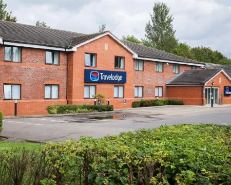 Travelodge Buckingham Hotels in Buckingham