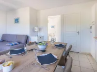 Odalys Le Petit Pont Residence Hotels in Hourtin