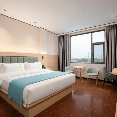 Qinji Hotel (Qinzhou East Railway Station Branch) Hotels near Qinzhoudong Railway Station