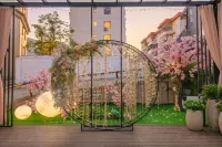 Yangjiang Yintai Hotel (Baili Plaza Branch)